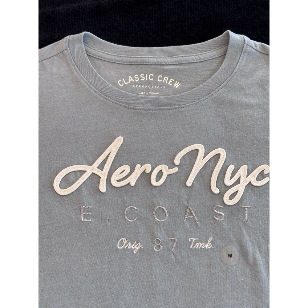 Blue Aeropostale Womens Aero NYC Tee Size Medium Lightweight Shirt East Coast